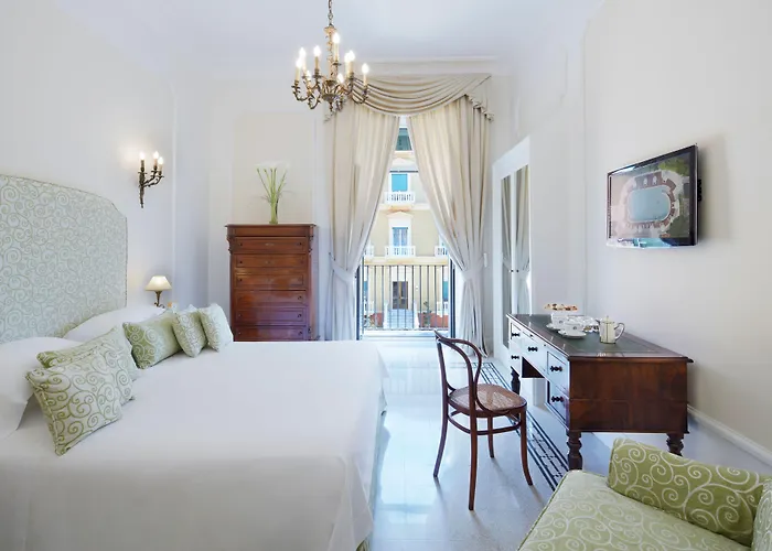 Grand Excelsior Vittoria 5* Sorrento