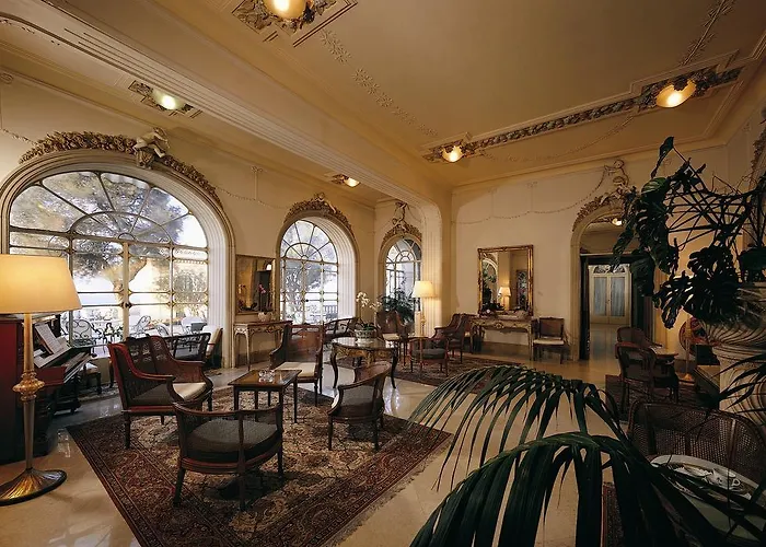 Hotel Grand Excelsior Vittoria 5*