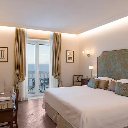Grand Excelsior Vittoria 5* Półwysep Sorrentyński