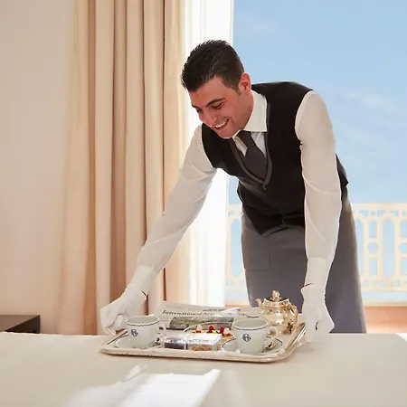 Grand Excelsior Vittoria Сорренто