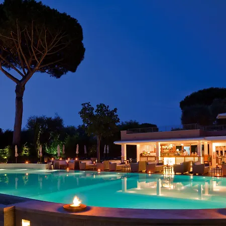 Grand Excelsior Vittoria Hotel 5*