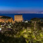 Grand Excelsior Vittoria Hotel