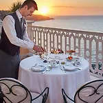 Grand Excelsior Vittoria Hotel