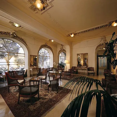 מלון Grand Excelsior Vittoria 5*