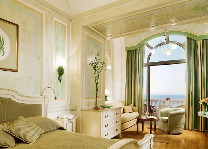Szálloda Grand Excelsior Vittoria Sorrento