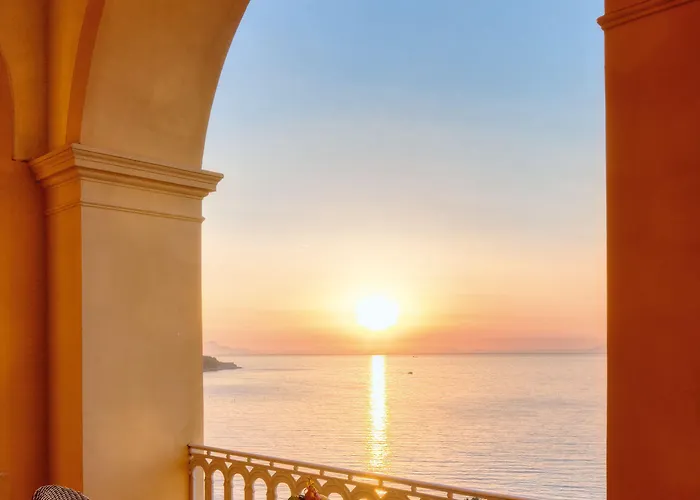 Grand Excelsior Vittoria Szálloda 5*