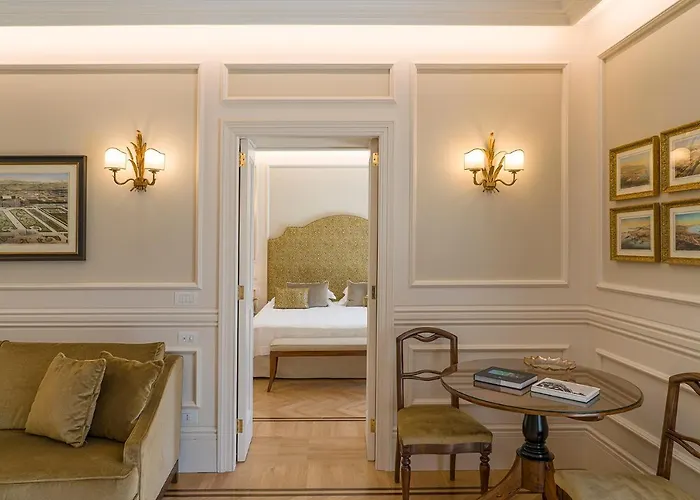 Grand Excelsior Vittoria Szálloda 5*